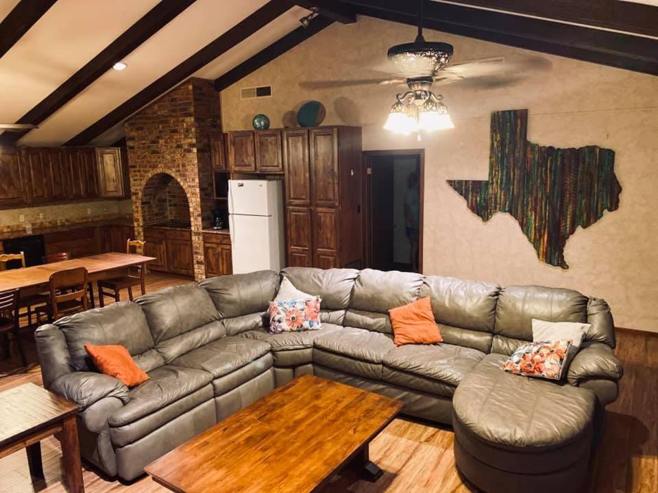 Hotel Riverstone Cabins Leakey Zewnętrze zdjęcie